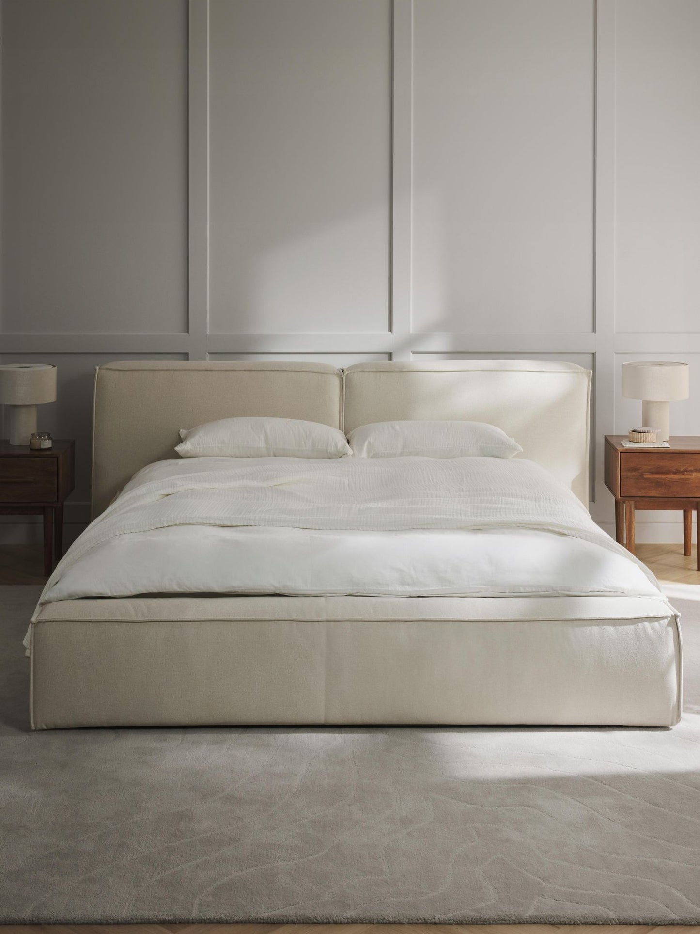 CAMA LENNON